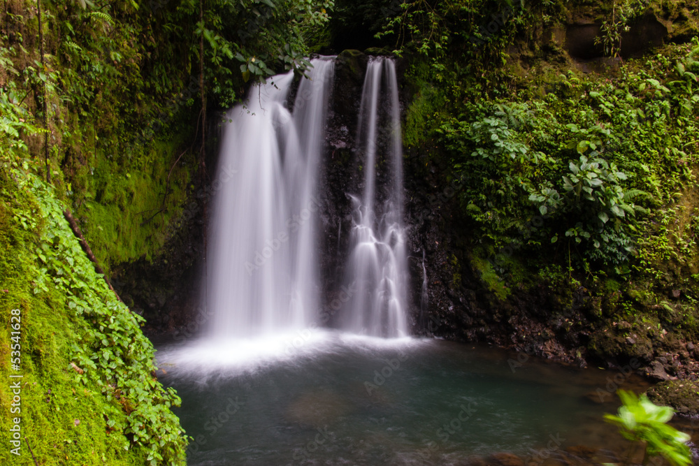 Obraz premium Cascade at Arenal