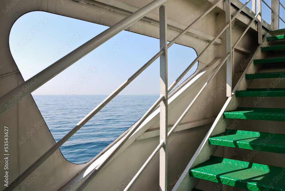 Fototapeta premium Schiff Fähre Deck Treppe