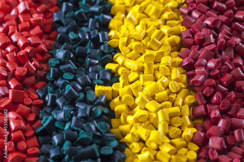 Colorful plastic masterbatch polymer granules