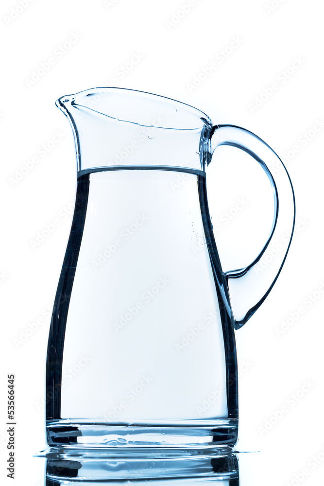 Ein Krug mit Wasser Ein Krug mit Wasser