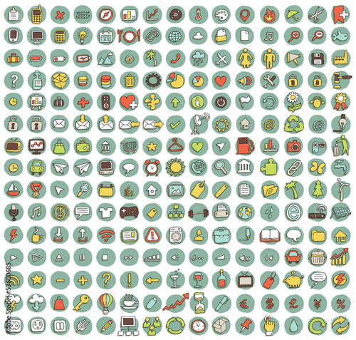 Collection of 225 web and mobile doodled icons