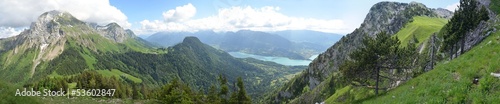 Tournette , chalet de l'Aulp, lac d'Annecy et Lanfonnet © Thierry Milherou