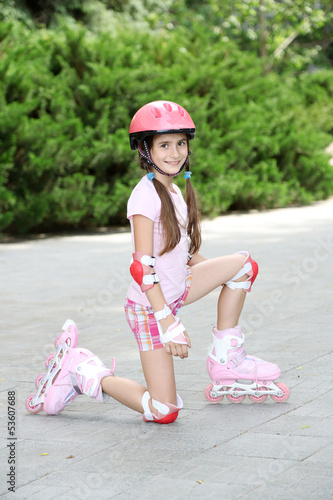 Little girl in roller skate...