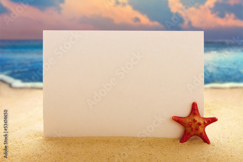 Canvas Print Blank paper with starfish on the sandy beach