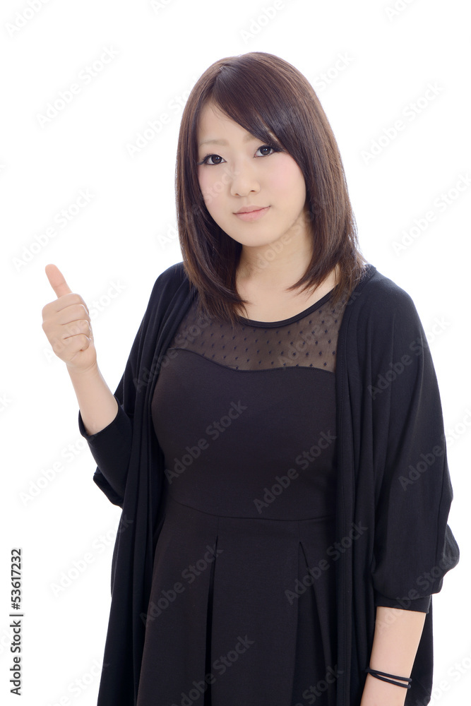 ポーズをとる女性 ポーズをとる女性