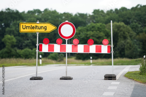 Straße gesperrt - Umleitung