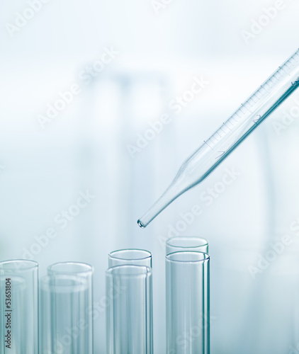 Pipette with a group of medical tubes