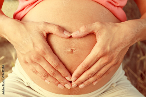 Wallpaper Mural Pregnant woman Torontodigital.ca