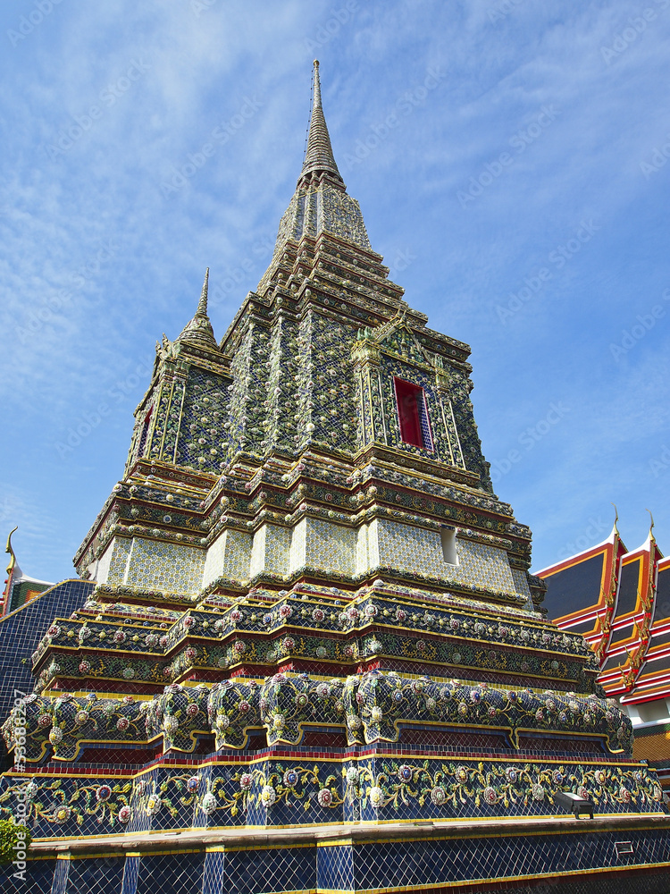 Fototapeta premium blue stupa