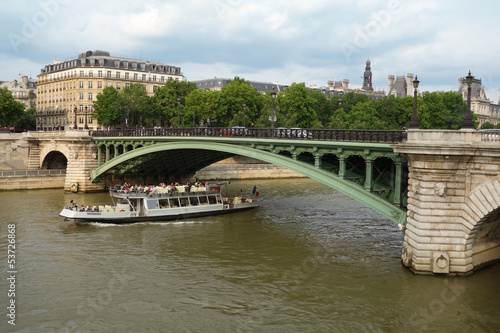Pont Notre-Dame de Paris © Gamut