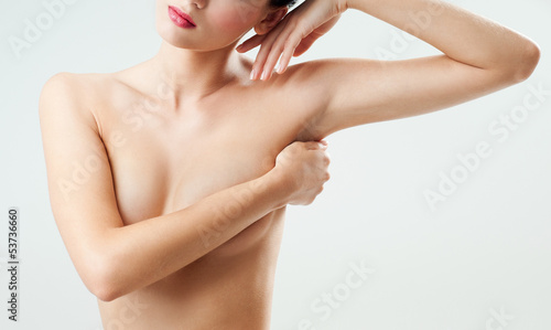 Konstfotografi beautiful female figure. perfect skin.
