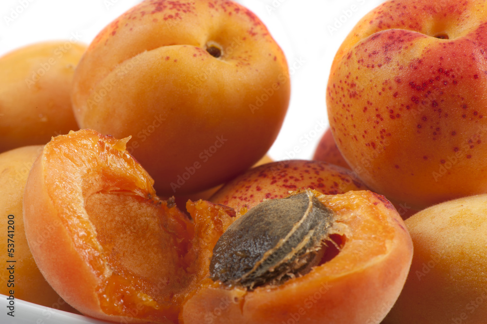 Ripe apricots Ripe apricots
