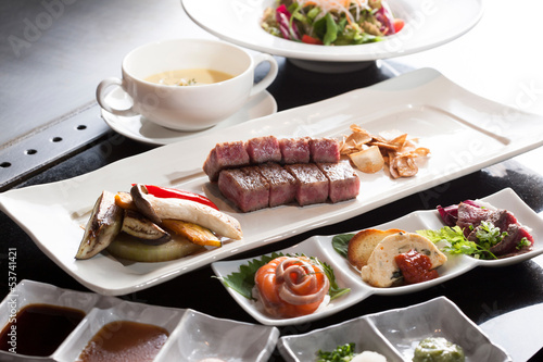 Cuadro en lienzo 鉄板焼きでのコース料理