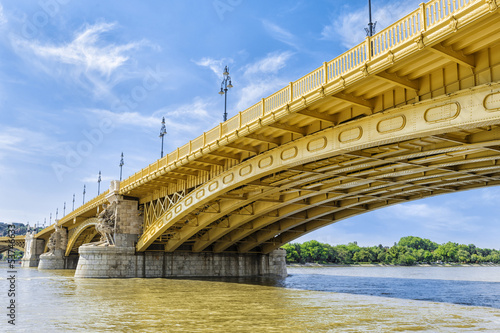 Canvas Print Renewed Margit Bridge in the Budapest