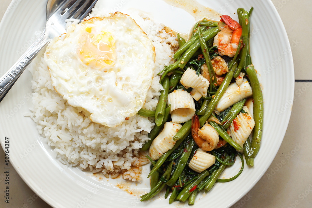 Thai cuisine : The morning glory spicy seafood Thai cuisine : The morning glory spicy seafood
