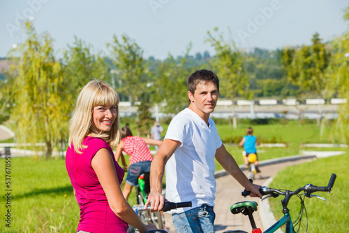 Parents enjoying cycling © 2xSamara.com
