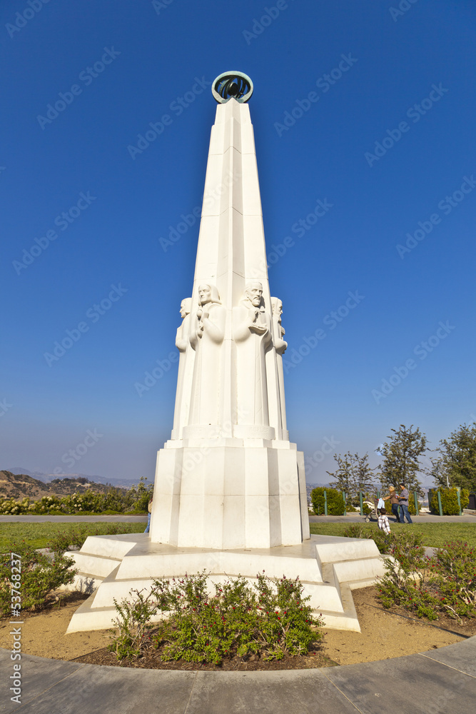 Obraz premium memorial of famous scientists at Griffith observatory in Los Ang