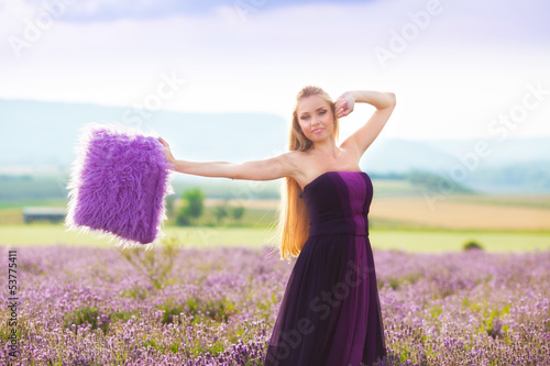 Fototapeta Naklejka Na Ścianę i Meble -  Girl on the lavender field
