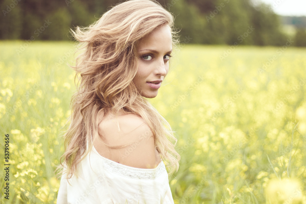 Portrait of a sexy blond girl in a field Portrait of a sexy blond girl in a field