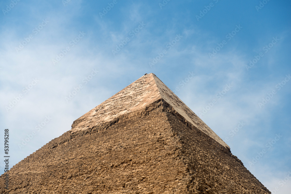 Pyramid of Khafre in Great pyramids omplex in Giza