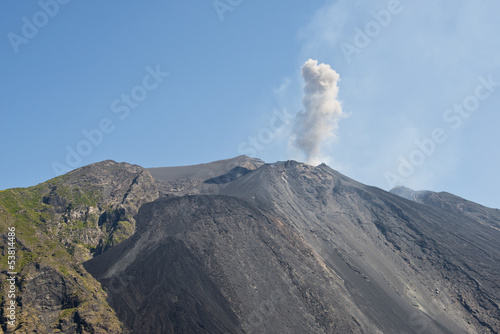 vetta del vulcano stromboli