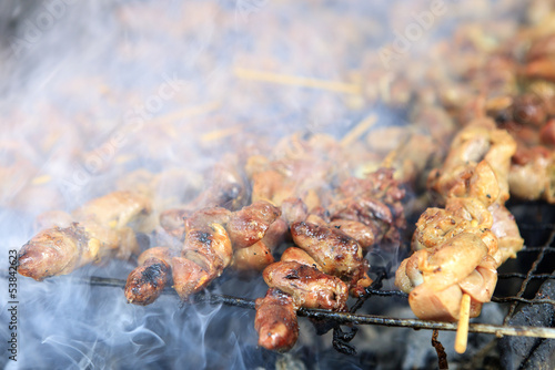 Grilling chicken with smoked