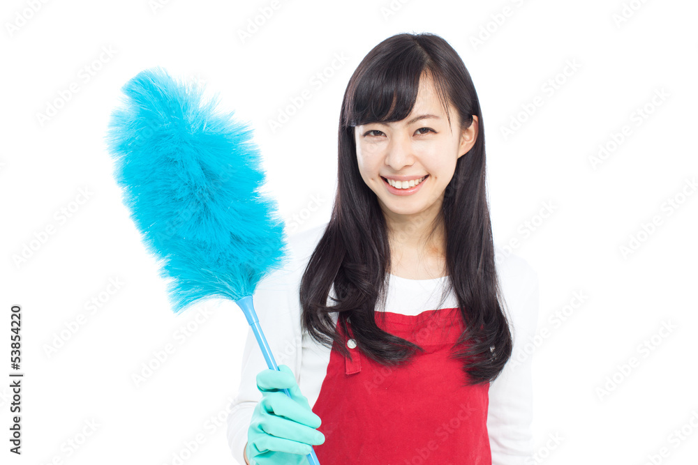 はたきを持った女性