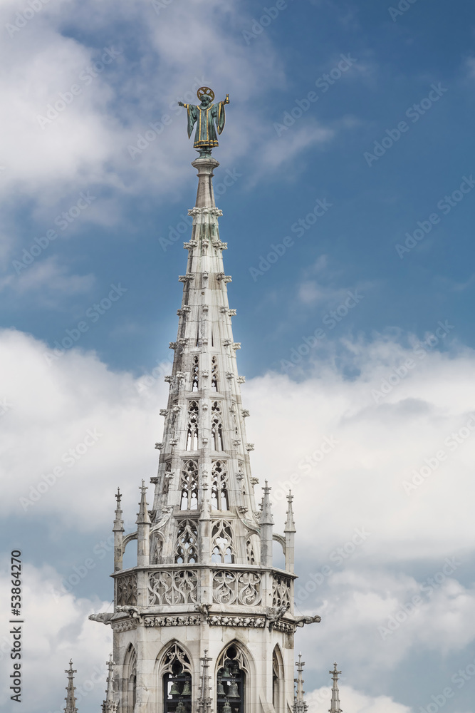 Das Münchner Kindl auf dem neuen Rathaus in München Das Münchner Kindl auf dem neuen Rathaus in München
