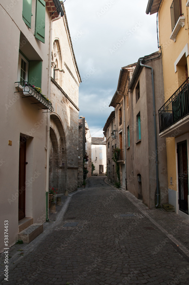 ruelle village de Villemagne dans l' Hérault