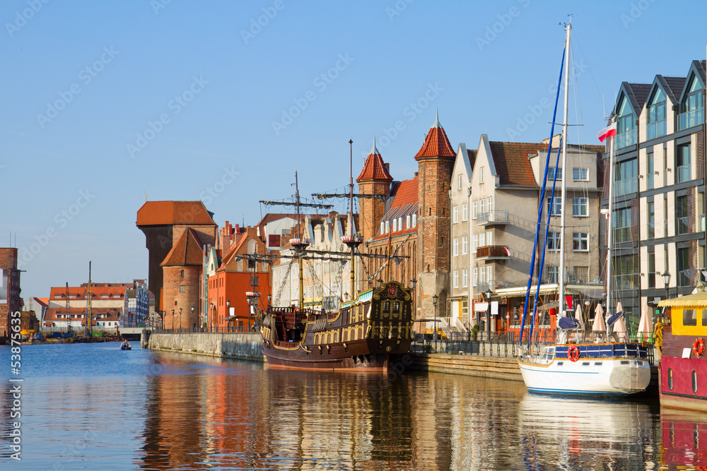 Old town waterfront over Motlawa, Gdansk