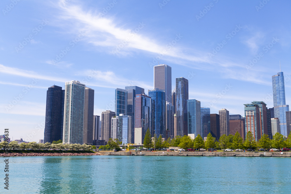 Obraz premium Chicago Skyline Z Błękitnym Czystym Niebem