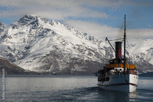 Photo The steamship on Lake Wakatipu.