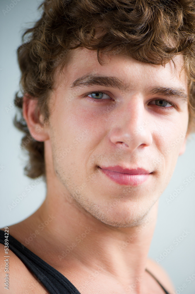 Naklejka premium portrait of the young guy
