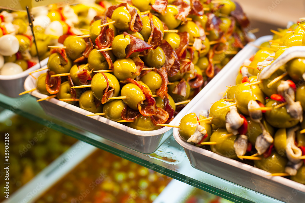 Naklejka premium Typical spanish food market.