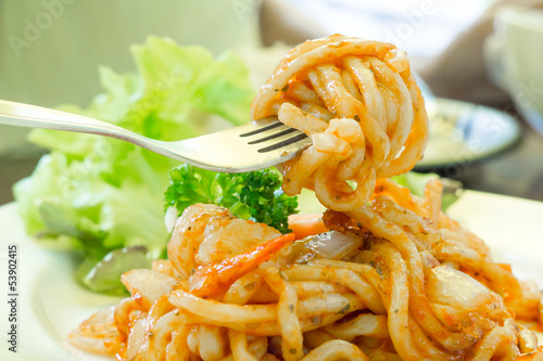 Look alike Macaroni, Fired U-dong with shrimp.