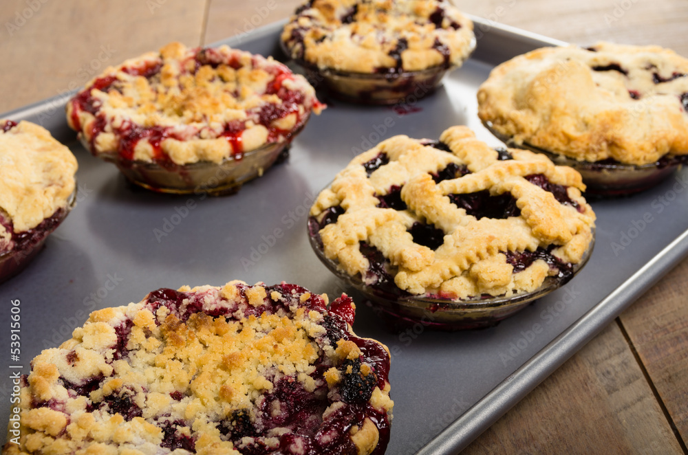 Baking homemade fresh fruit pies Baking homemade fresh fruit pies