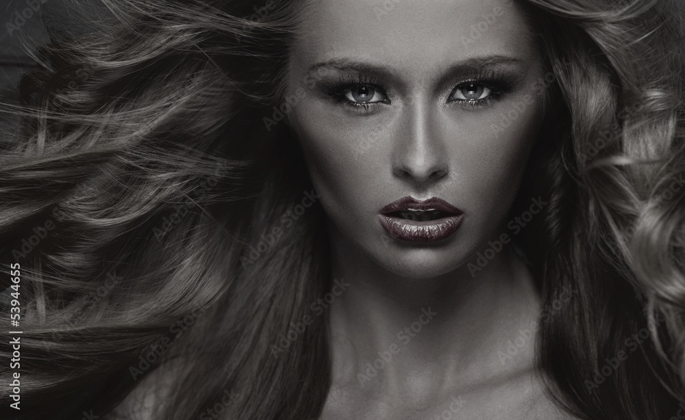 Black&white photo of sensual woman