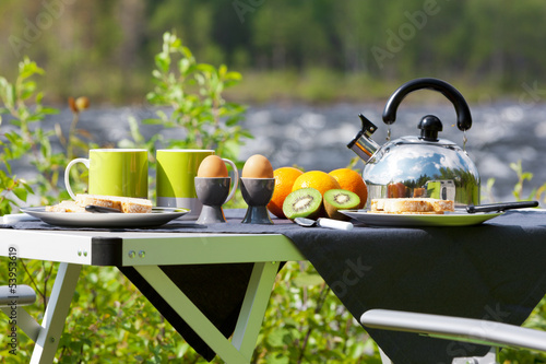 Frühstück im Freien
