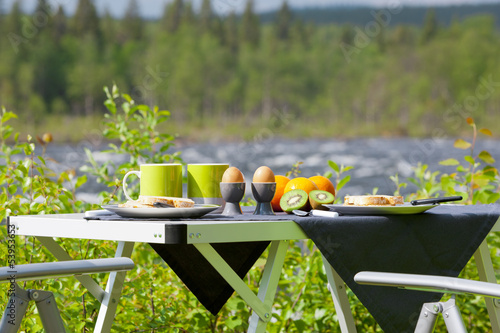 Frühstück im Freien