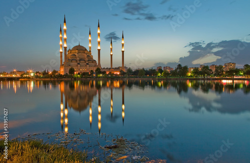 adana mosque reflection