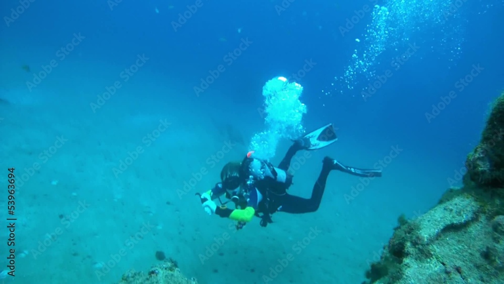 Diver shows signal ok Diver shows signal ok