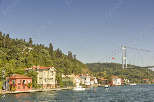 Fotografia, Obraz Waterside Residences And Bosphorus Bridge, Istanbul, Turkey