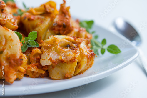 oven-baked tortellini