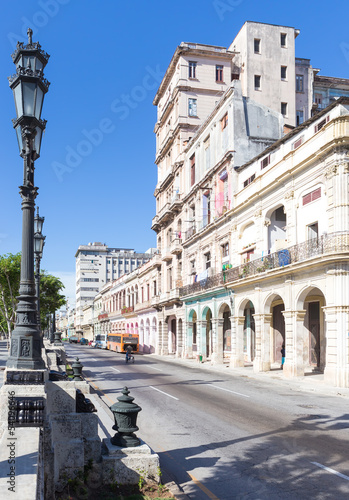 The  boulevard of El Prado in Havana © kmiragaya