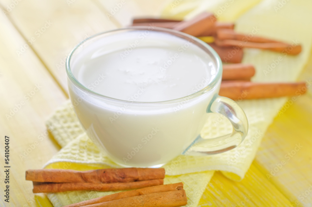 milk with cinnamon milk with cinnamon