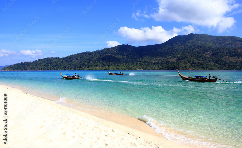 Clear water and blue sky. Lipe island, Thailand