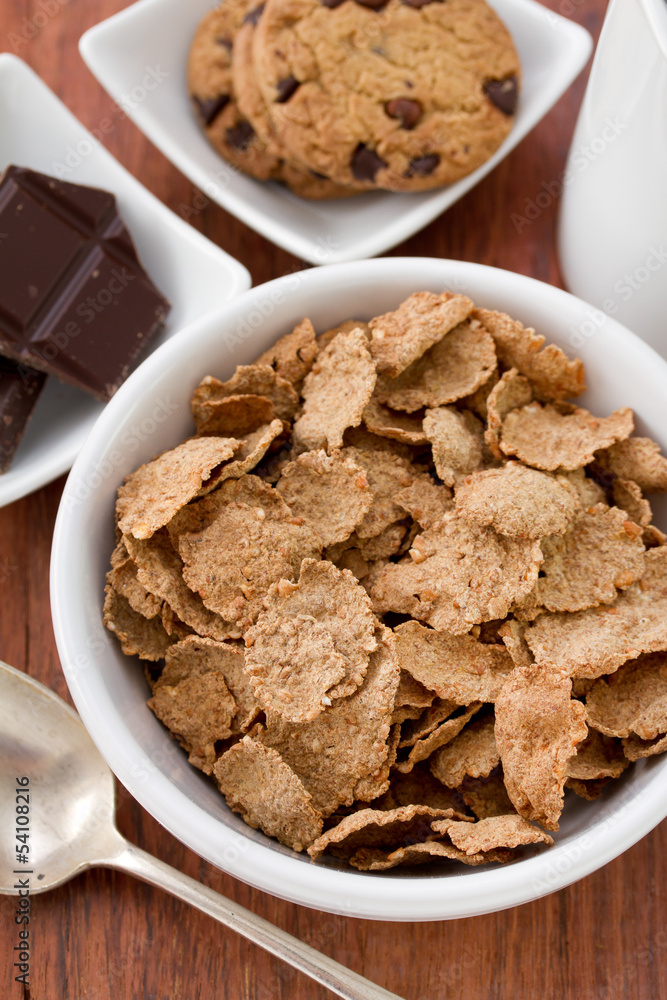 cereals in bowl with cookies cereals in bowl with cookies