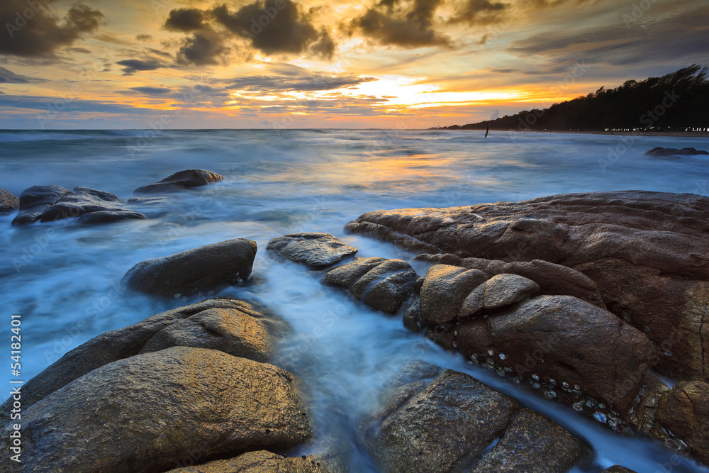 Fototapeta premium coast sunset at Rayong Thailand