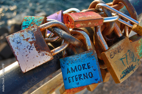 Locks expressing the feeling of eternal love 'amore eterno'