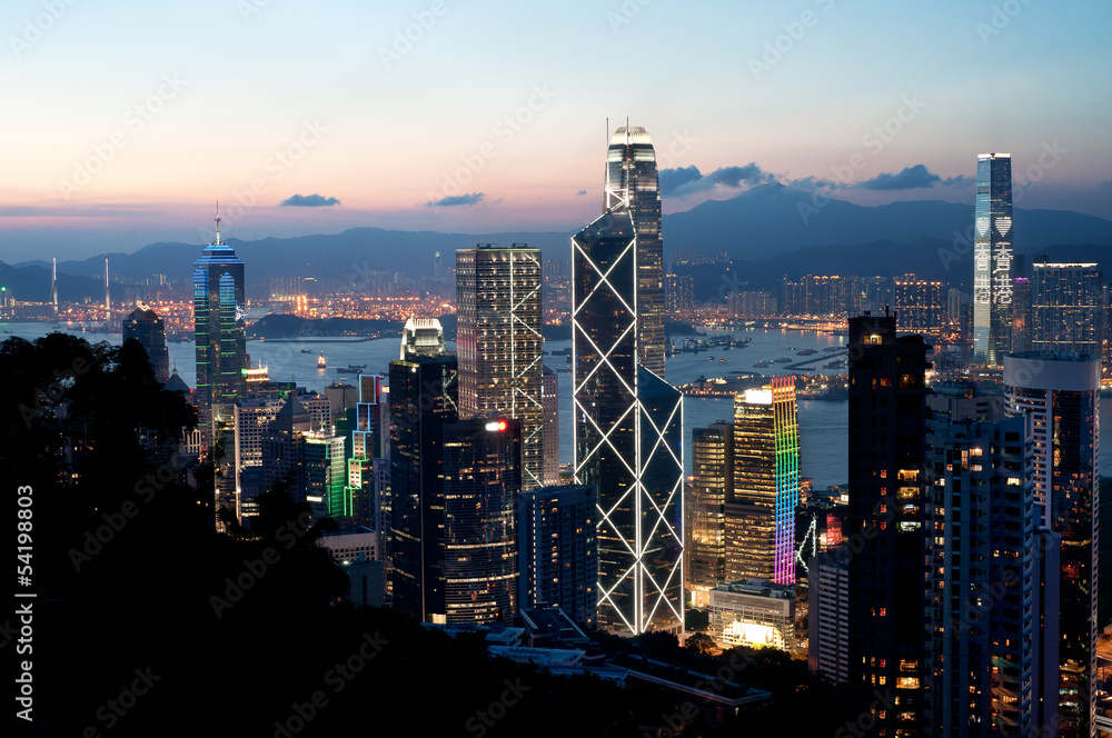 Fototapeta premium Central district skyscrapers at sunset, Hong Kong Island